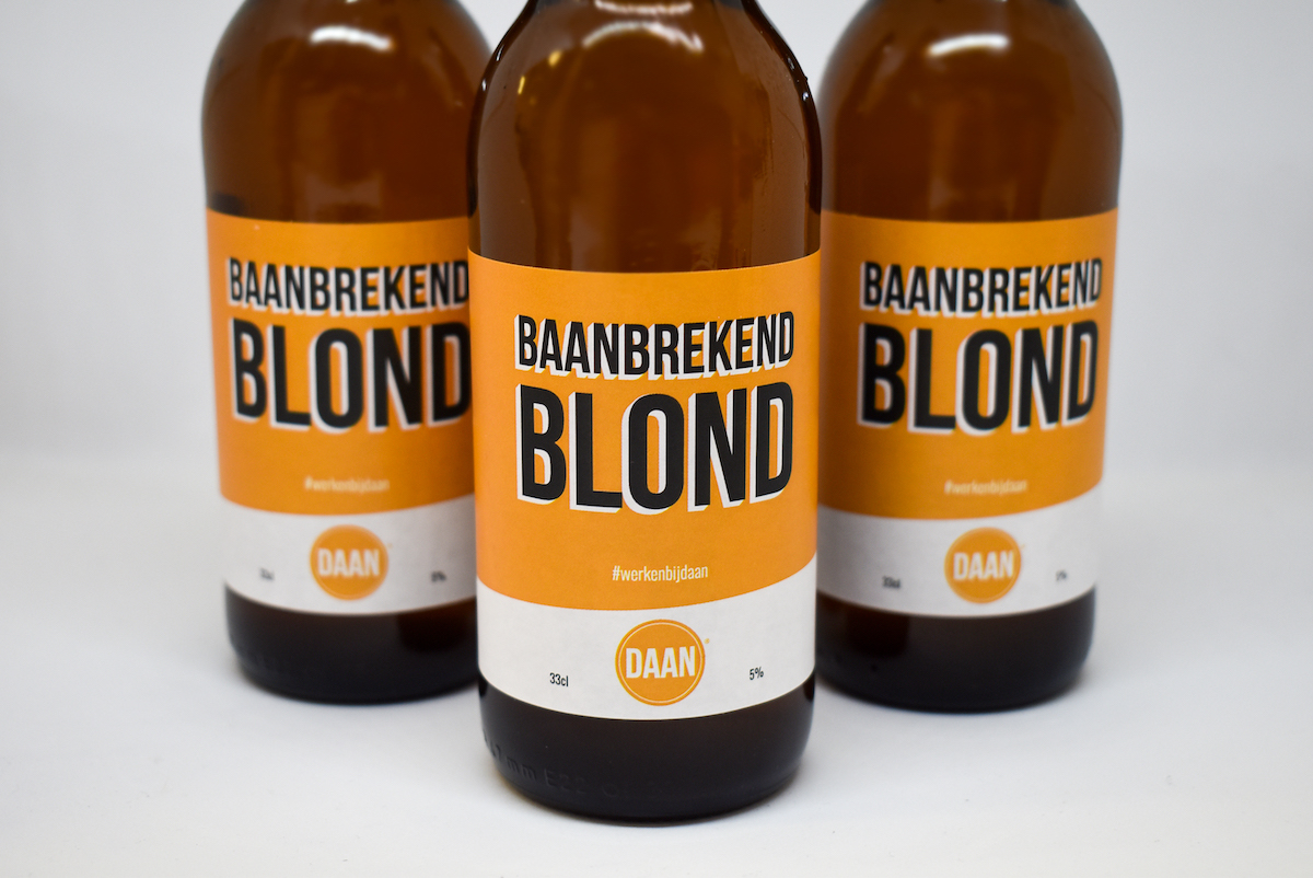 1647008980-Daan-X-Bier-baanbrekend-blond-pelgrim.jpg | Papierloos vergaderen B&W Nederweert een feit
