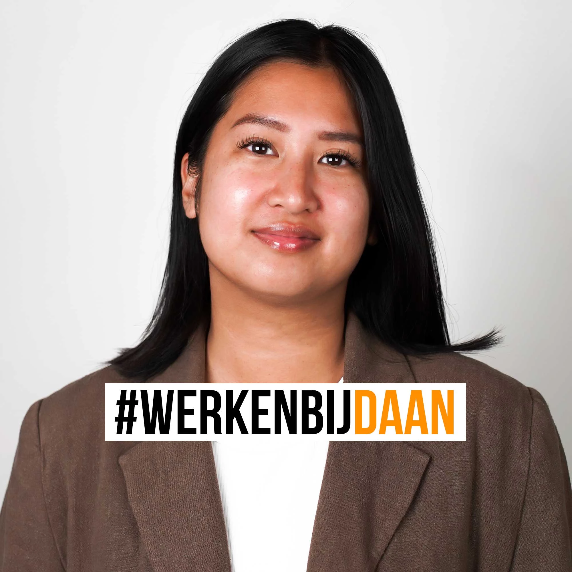 1754039710-HangHo.webp | Vestiging Het Hoofdkantoor